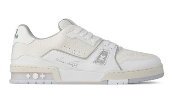 Louis Vuitton Trainer White Signature