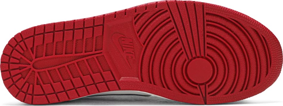 Air Jordan 1 Retro Low ‘Chicago’ - Image 4